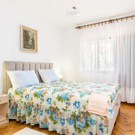 Apartments By The Sea Okrug Gornji, Ciovo - 1069 تروغير المظهر الخارجي الصورة