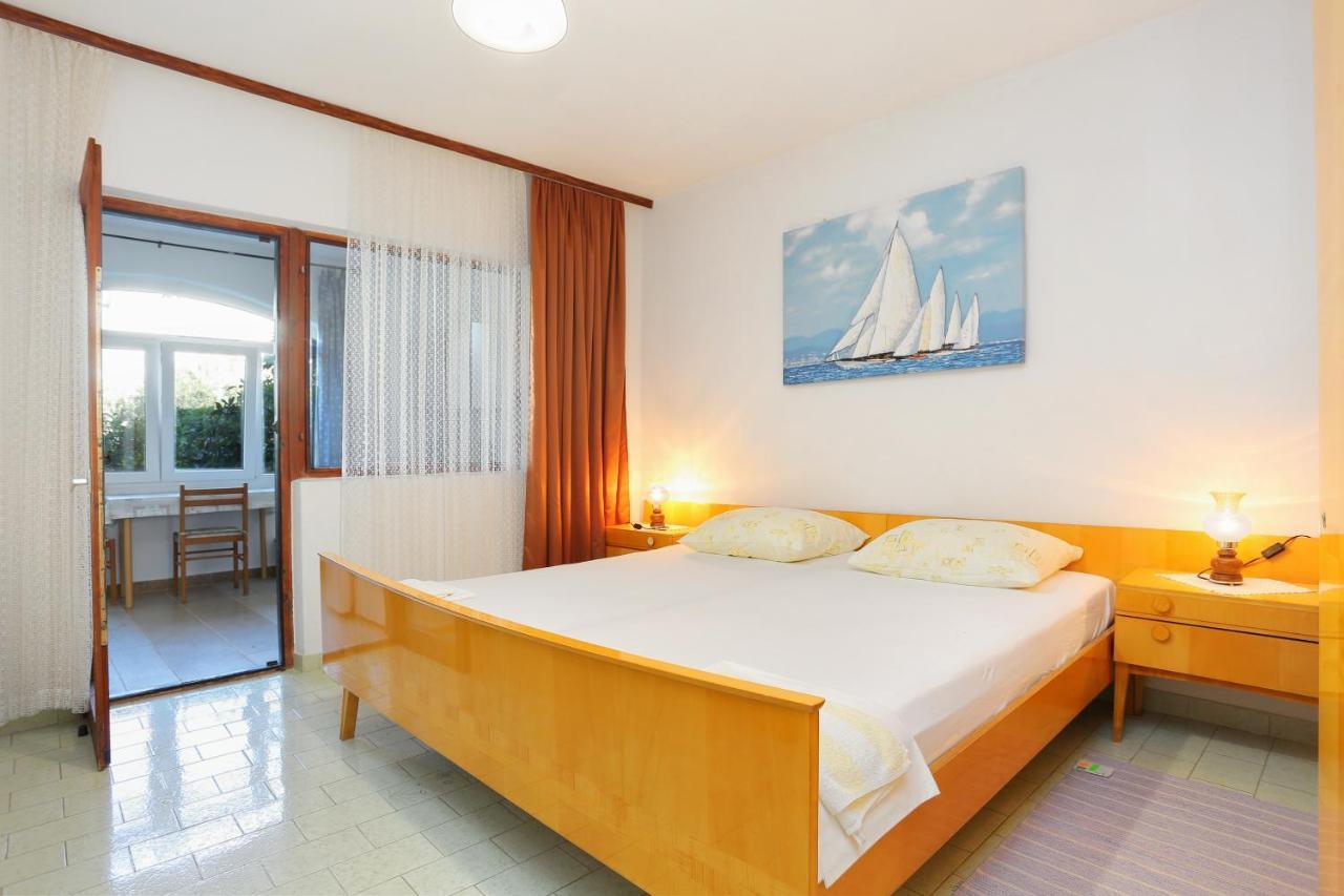 Apartments By The Sea Okrug Gornji, Ciovo - 1069 تروغير المظهر الخارجي الصورة