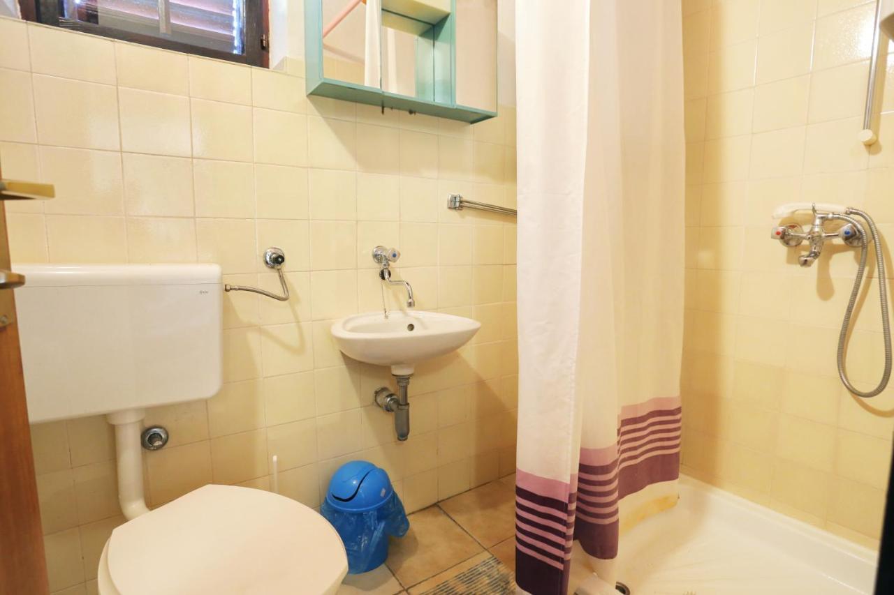 Apartments By The Sea Okrug Gornji, Ciovo - 1069 تروغير المظهر الخارجي الصورة